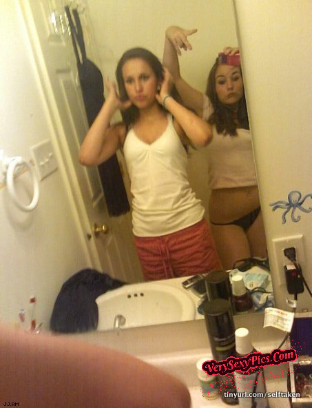 Naked Amateur Teens 2.