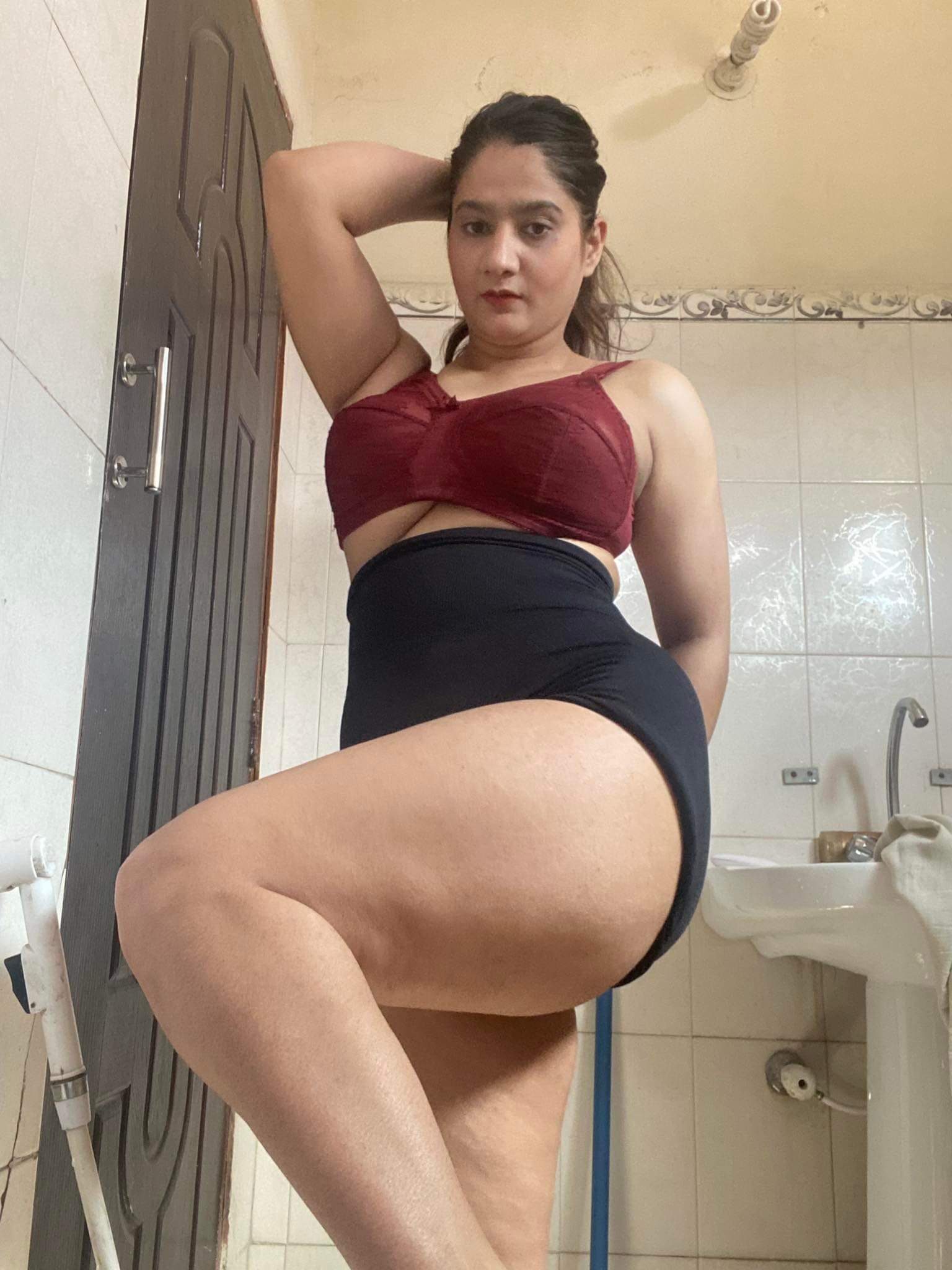 Sara desi indian girl nude pics leaked 2024