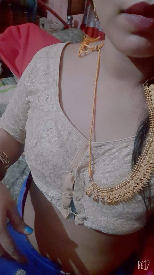 Indian Horny Married Girl Nude Selfie Leaked