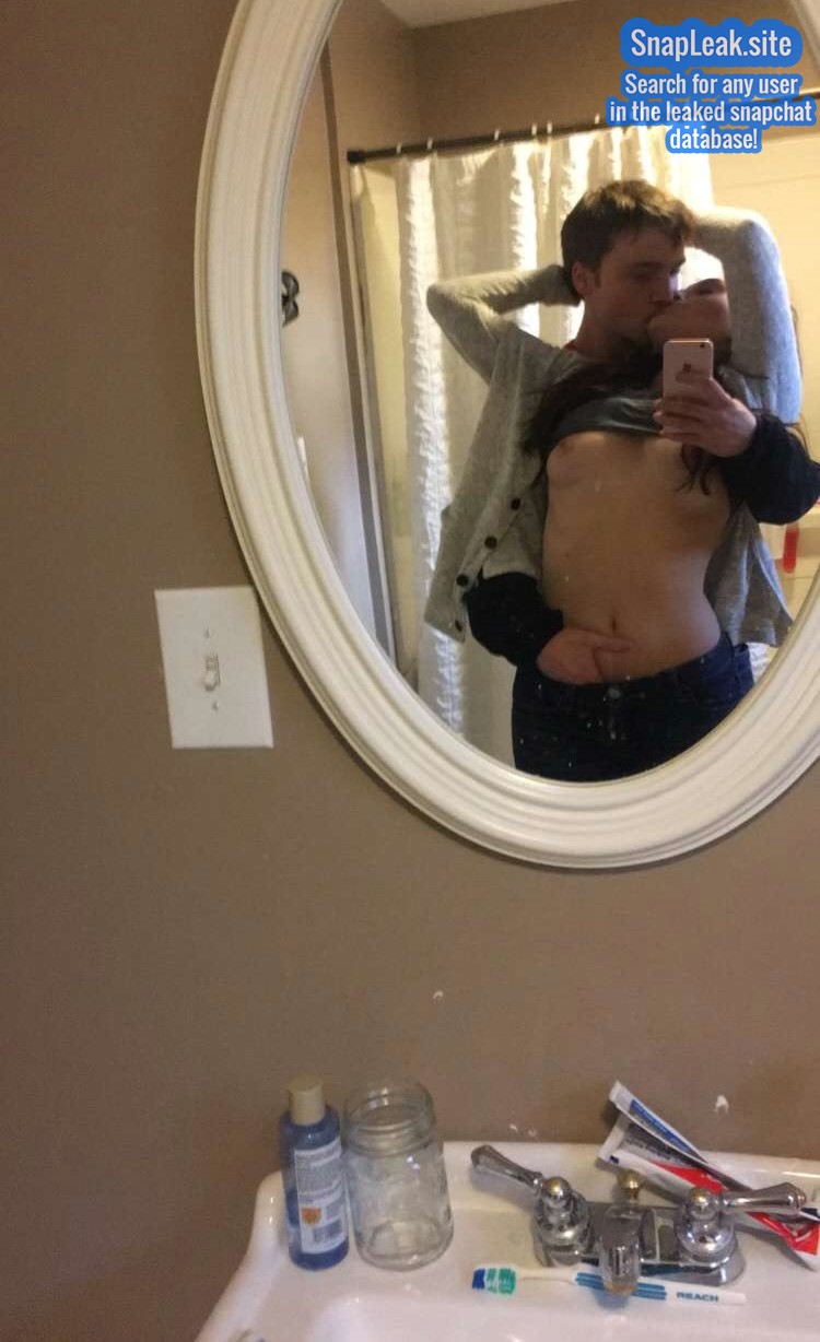 Leaked Snapchat Brunette Teen Part 1/2
