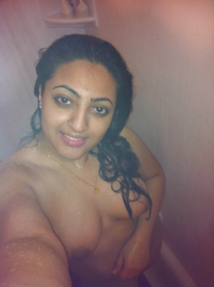 Sexy IG NRI Desi Babe nude