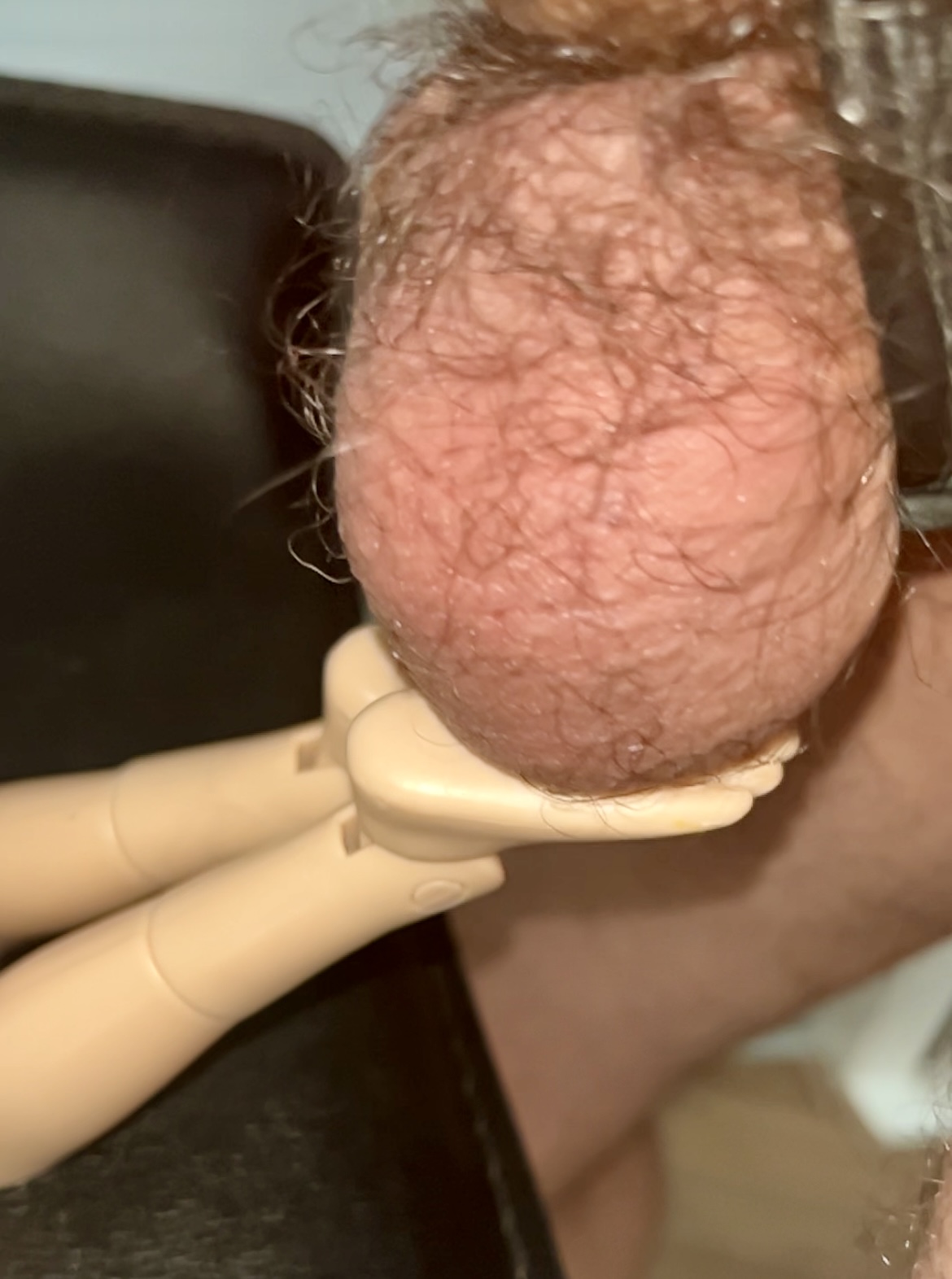 Disney’s Snow White doll playing sex and cumshot facial