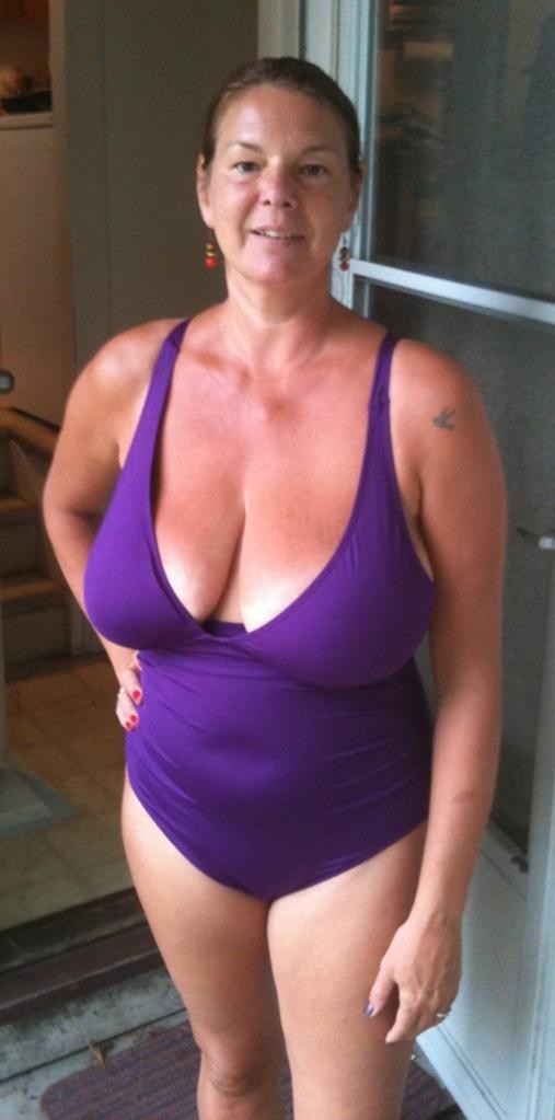 Huge Tits 50 Yrs Old