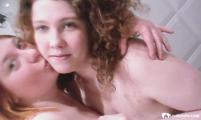 Lesbian couple loves to show their hottness