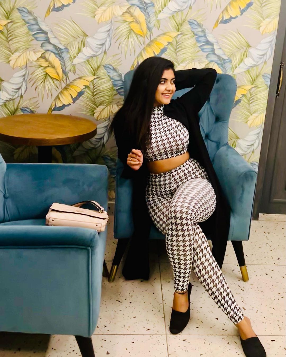 HOT GIRLS