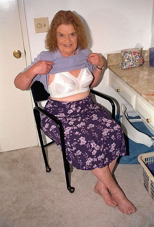 GRANNY DAVINA