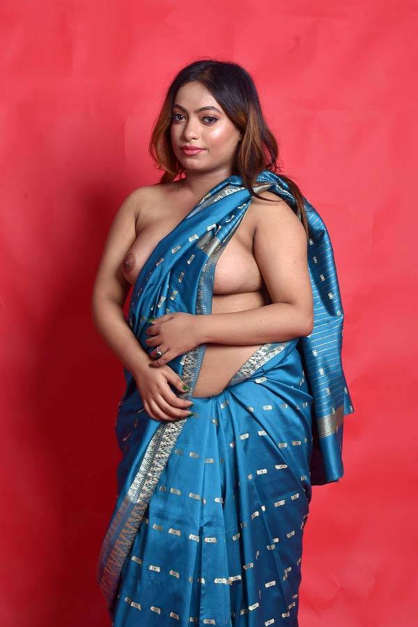 Desi bhabhi nude photoshoot