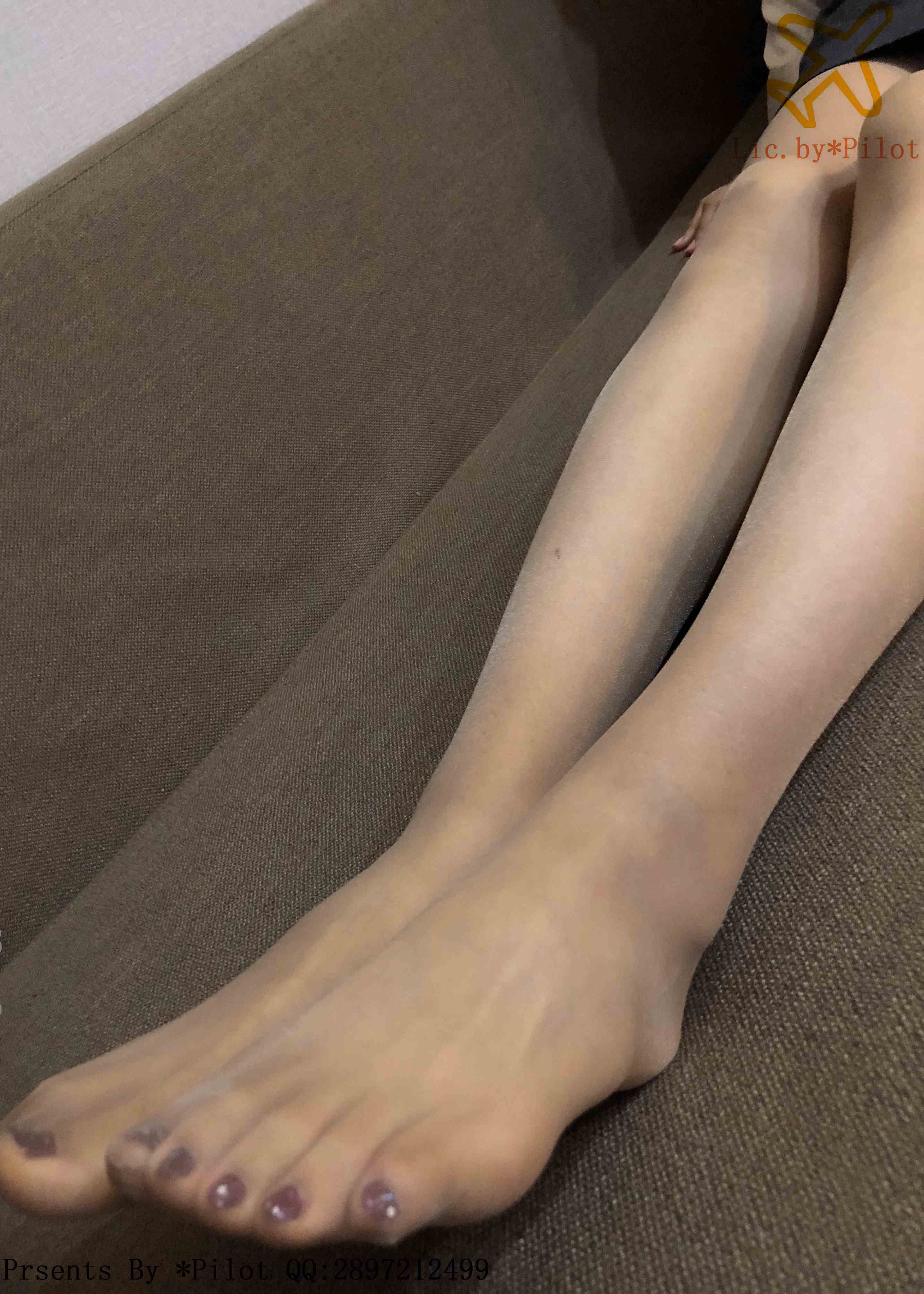 China Beauty Legs and feet 660