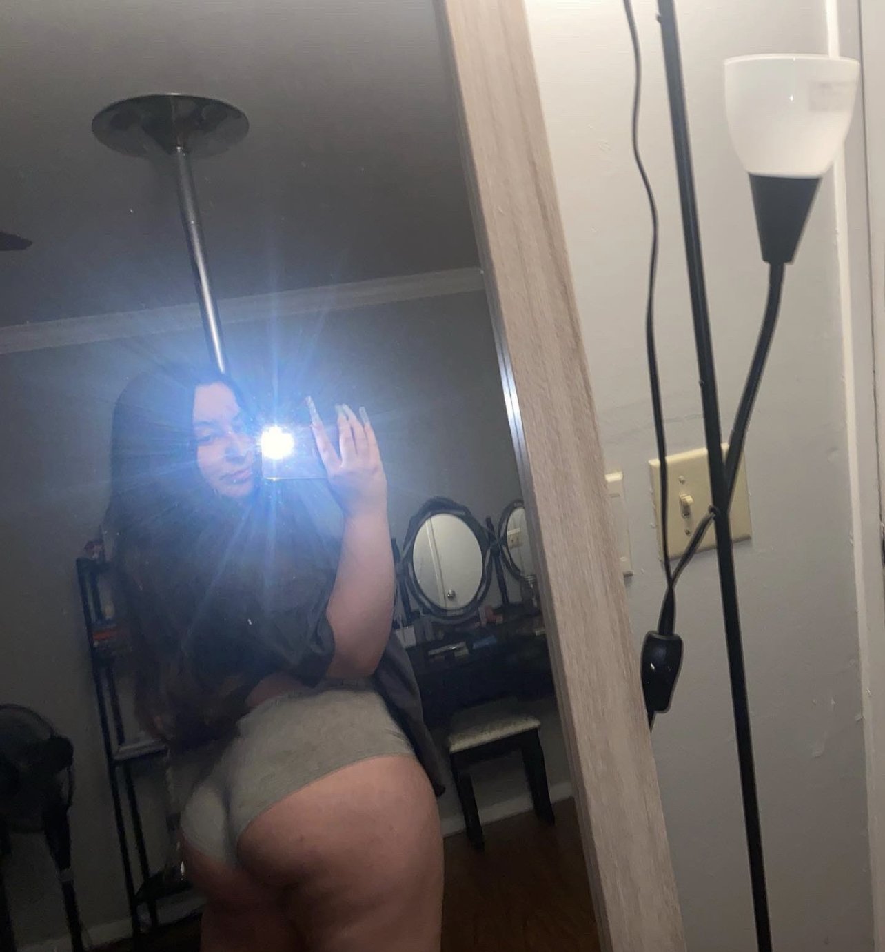 Thick bbw webslut Ashley exposed