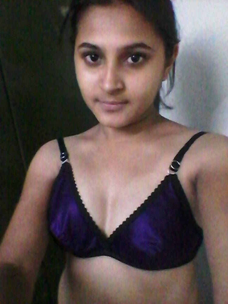 Desi Indian cute aunty
