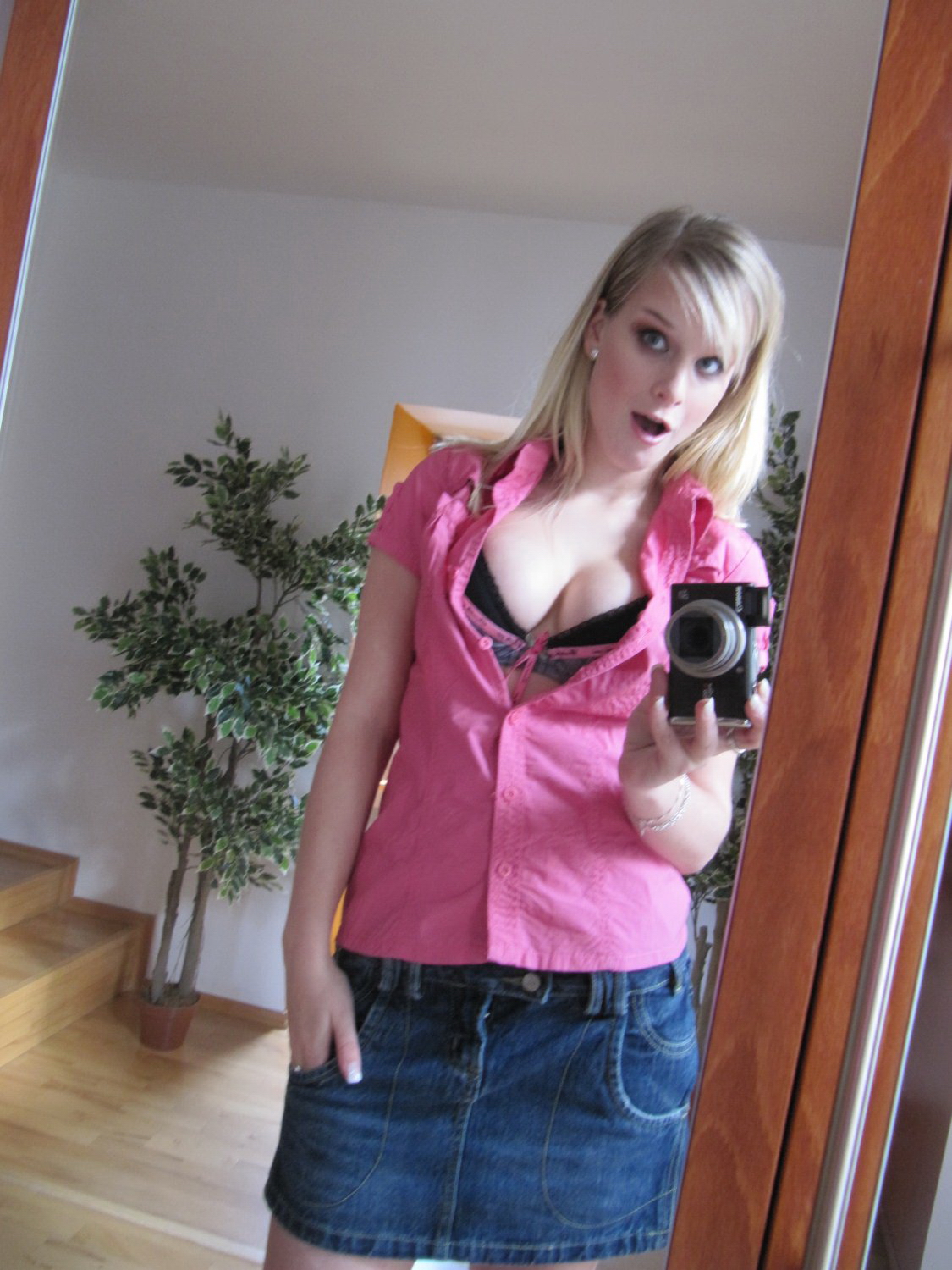 Naughty Amateurs 86