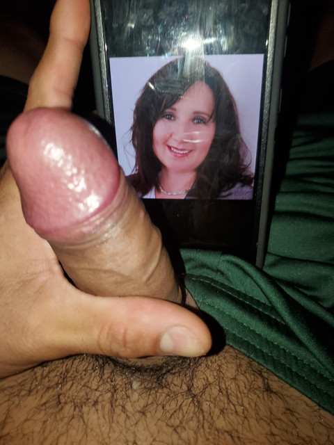MILF Michaela the cumshot queen from her pinpandhost collect