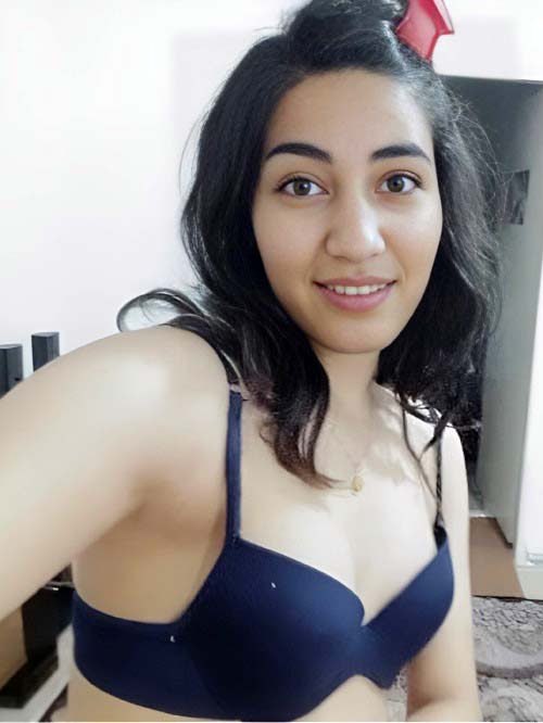 Indian Sexy NRI Girl Cute