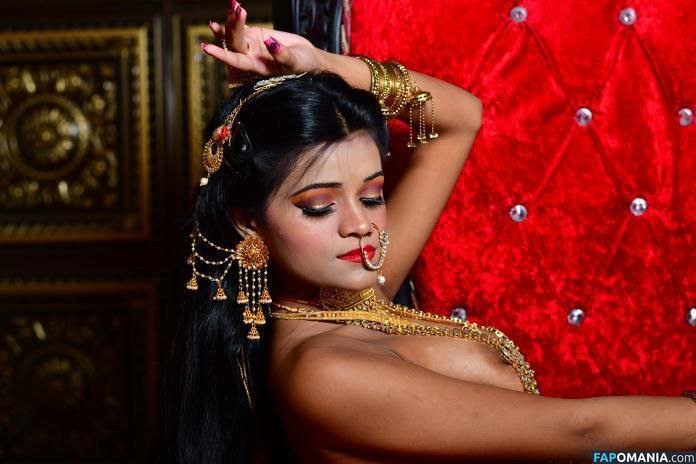 Bengali Teen Showing Nude