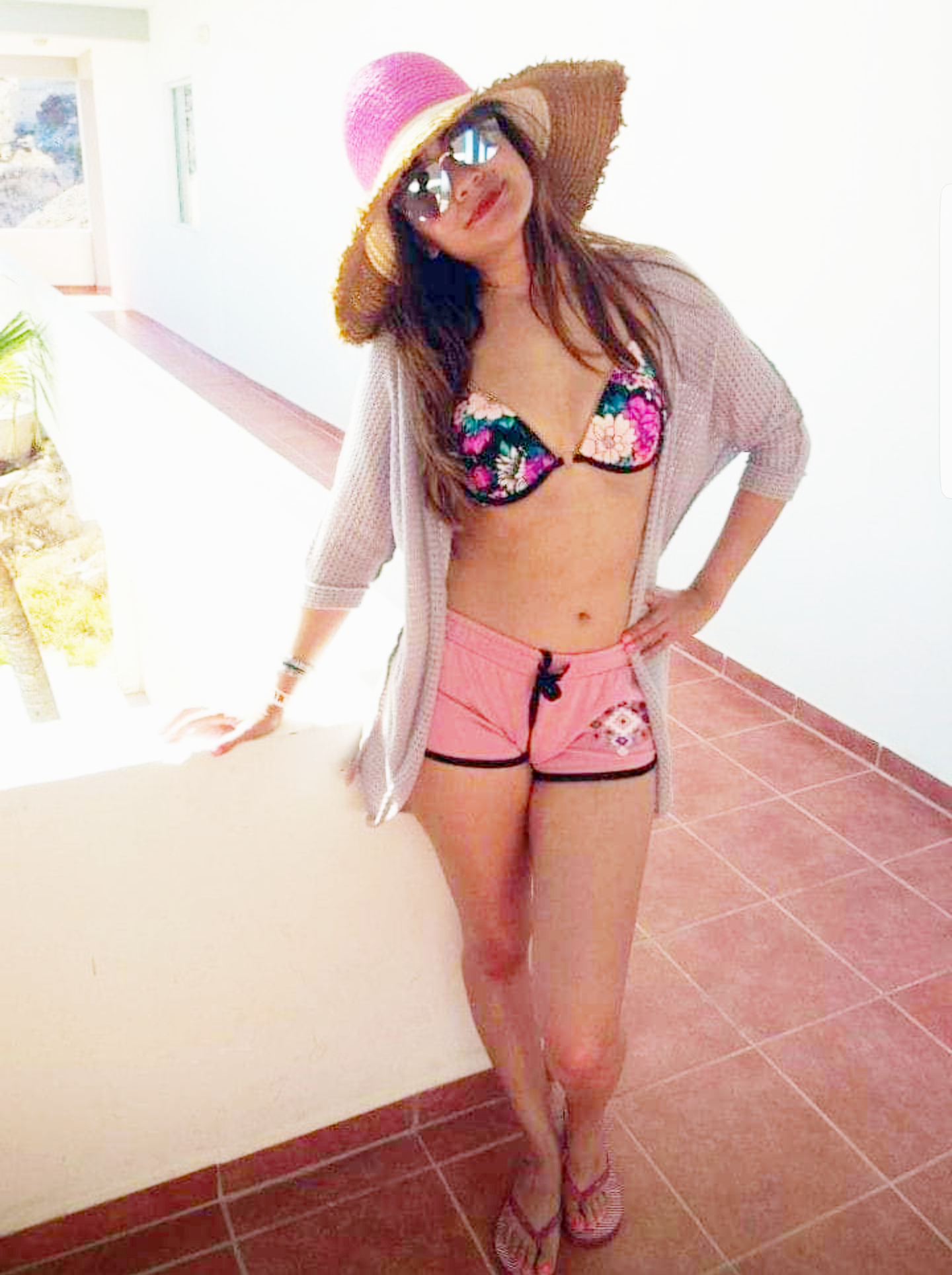 Melody Novoa en bikini cachonda