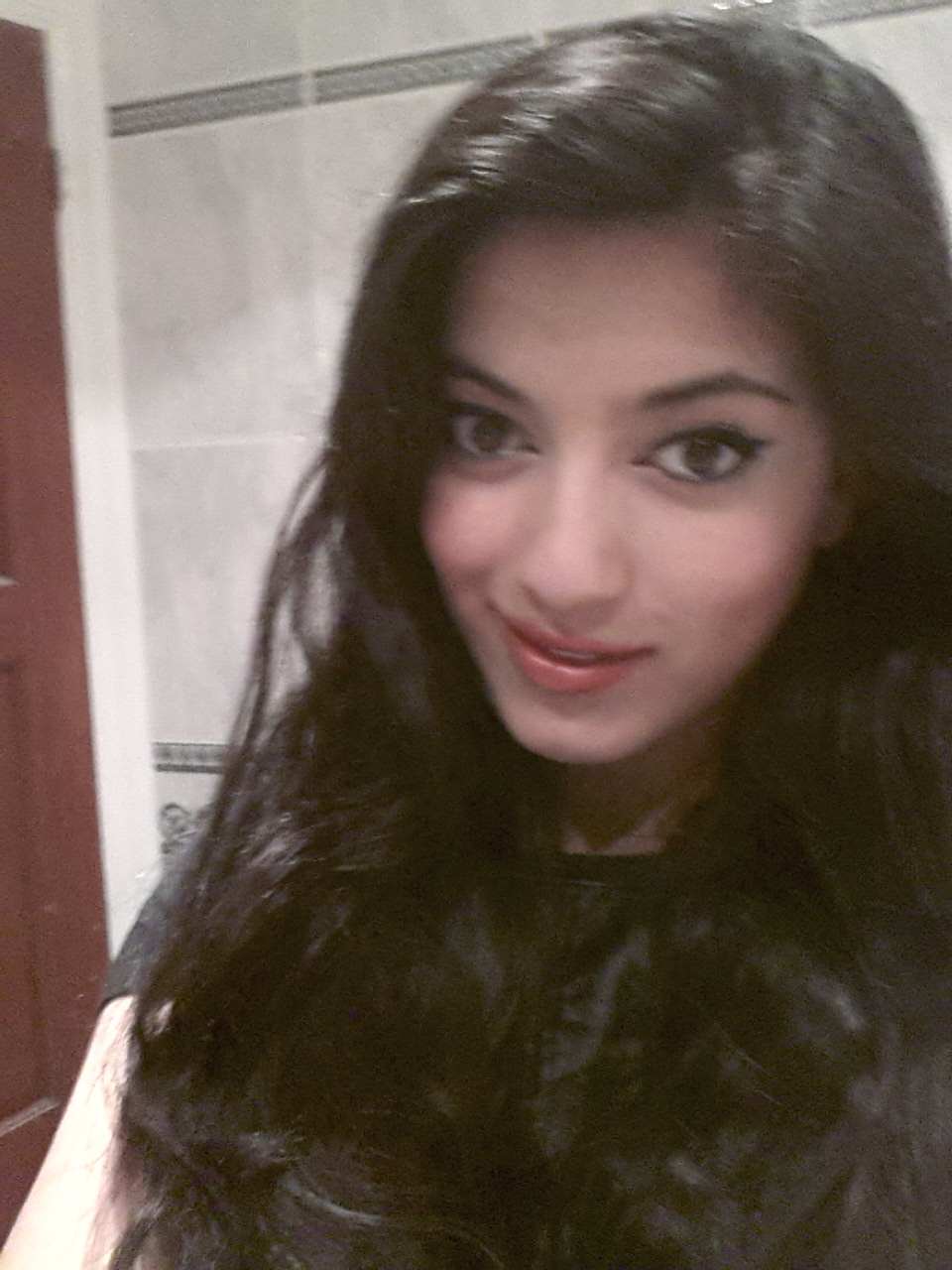 Sexy cute indian girl sharing images to BF