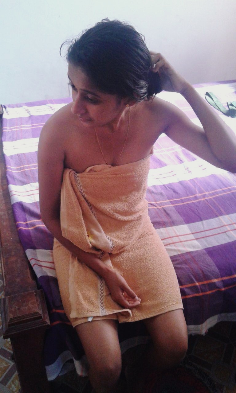 Indian Beautiful mallu girl leaked pic