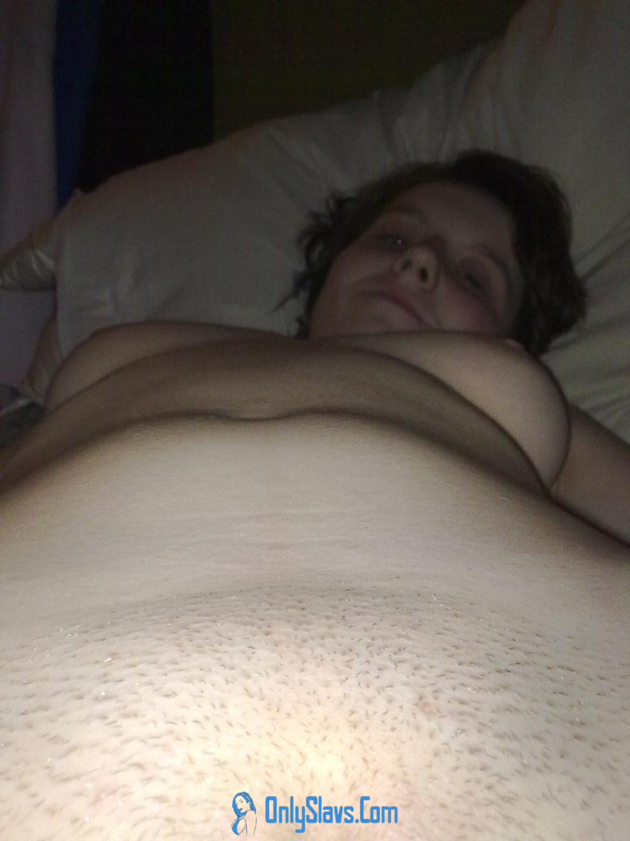Leaked snapchat nude and porn pics of busty natural Russian