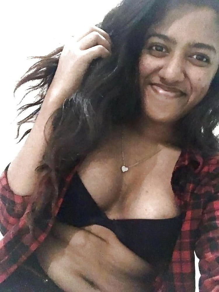 Hot Lankan Girl Nudes