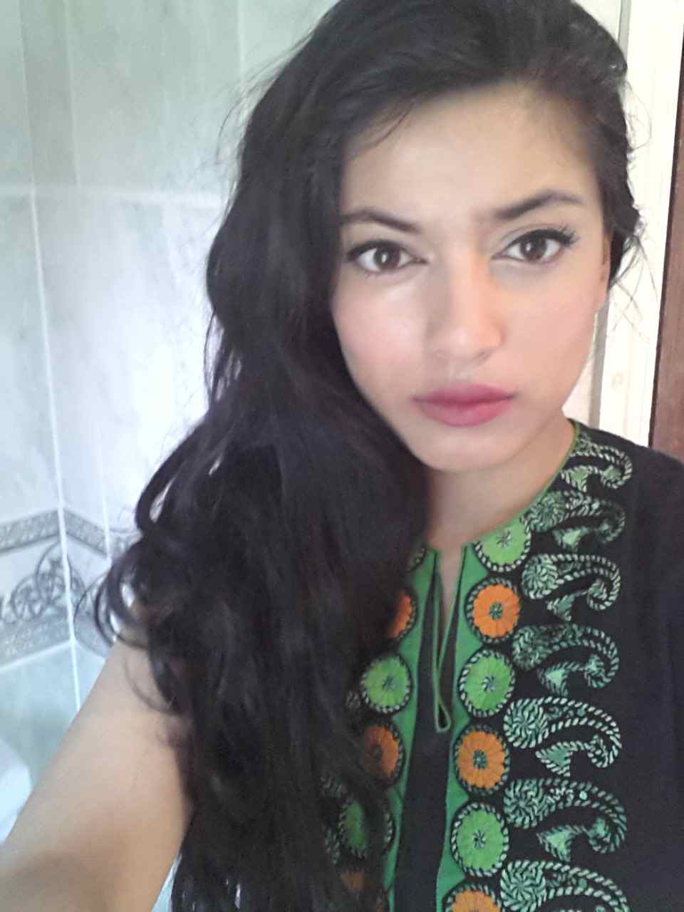 Sexy cute indian girl sharing images to BF
