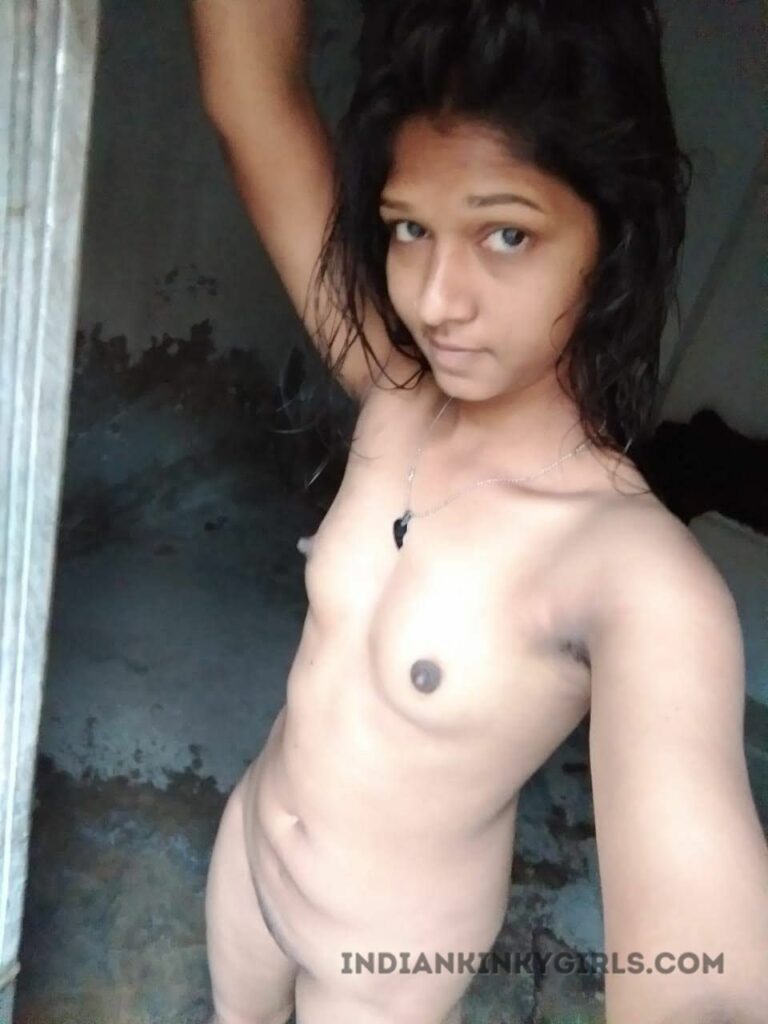 Indian beautiful Village Girl From Bihar Leaked Nude Pics