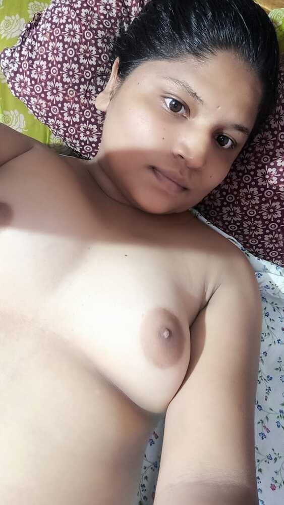 Cute desi nude girl