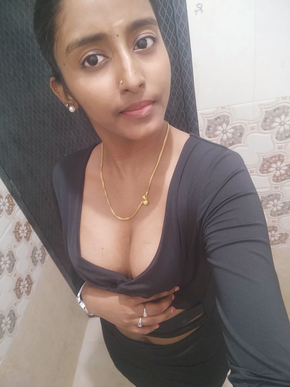 Hot sexy Tamil babes