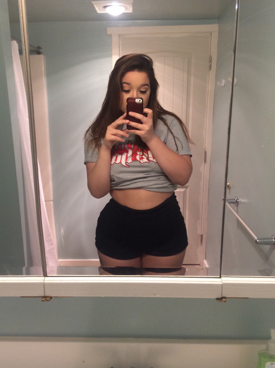 Thick Huge Ass Tumblr Girl - Zenaxaria