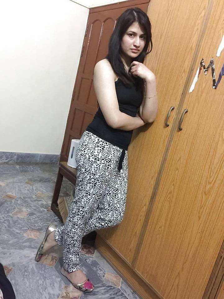 HOT GIRLS