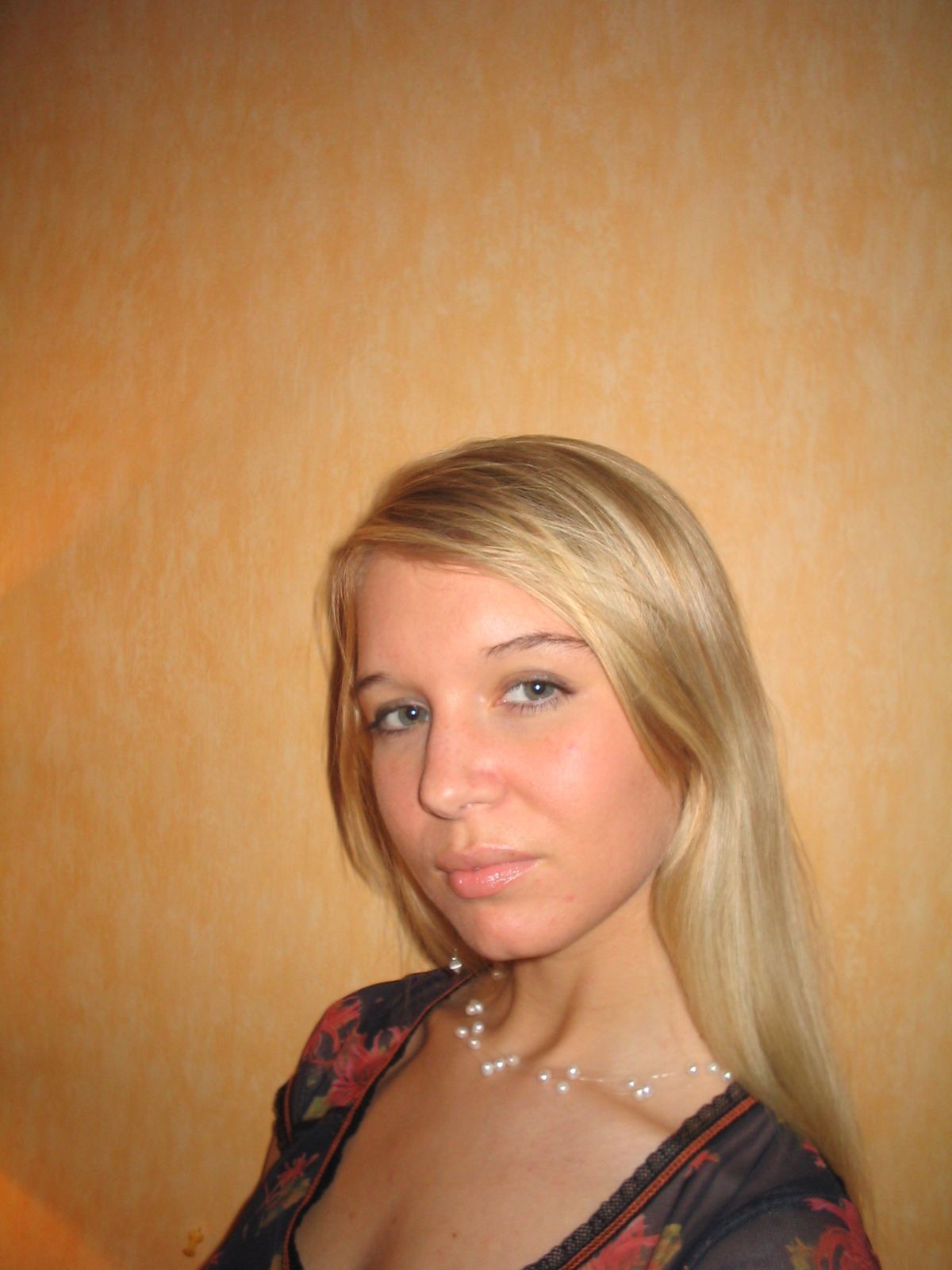 Naughty Amateurs 122