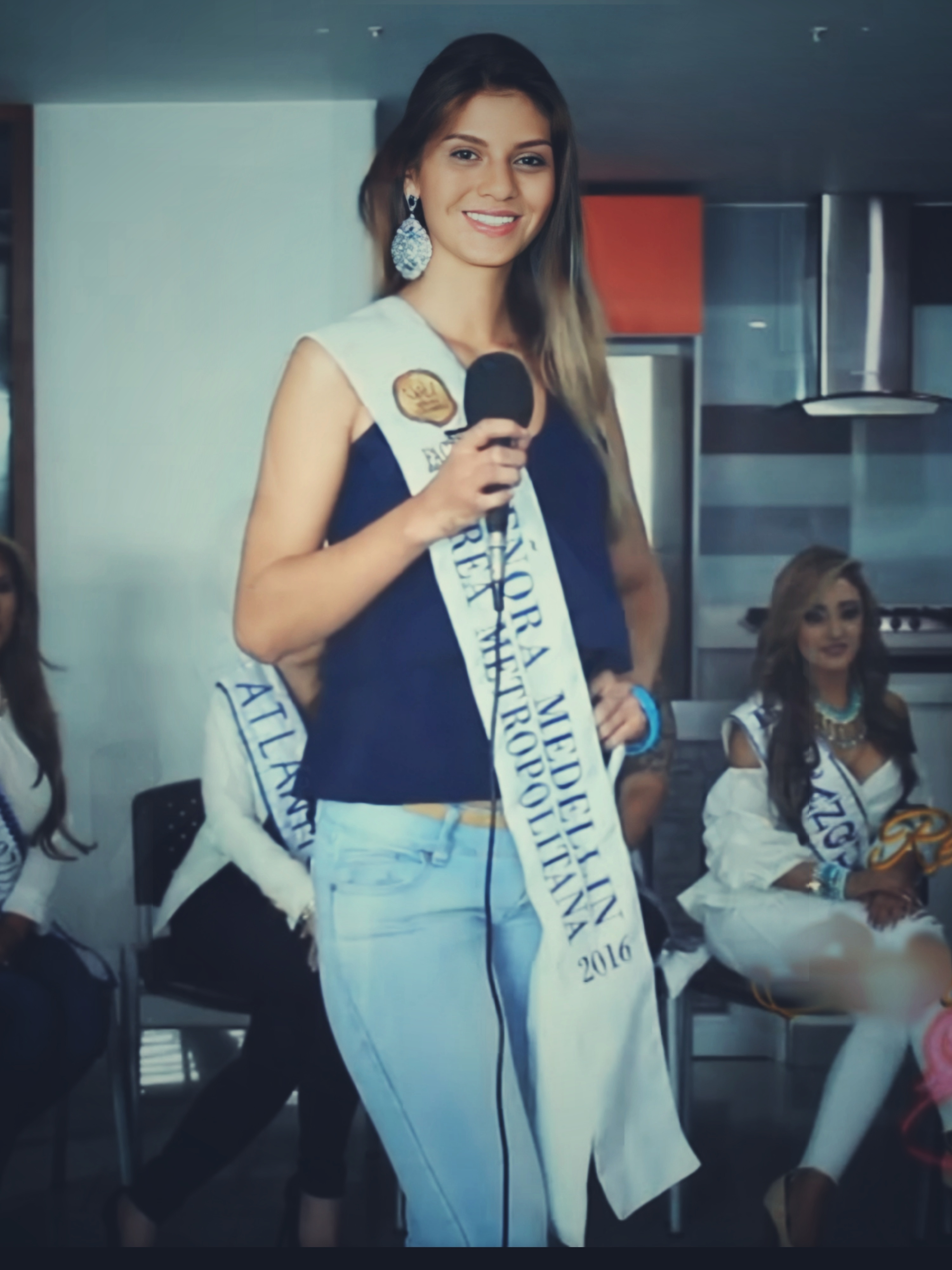 CadelA sAFADA___pUTA bONITA