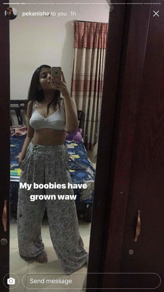 Desi College girl snapchat leaked