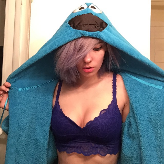 Sexy Ember Burns Daily Life