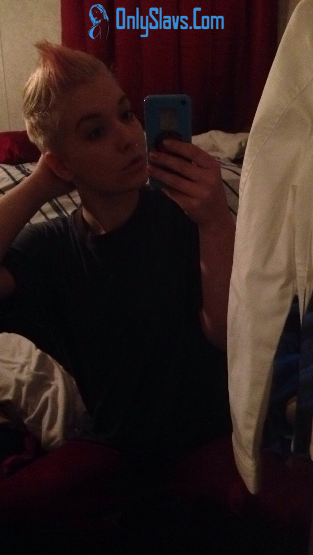 Leaked snapchat pics of nude petite Russian Slavic teen slut