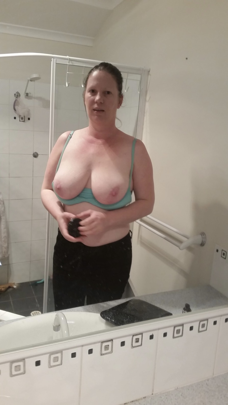 Australian Slutwife Amanda