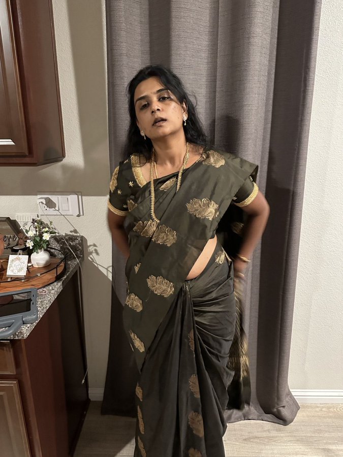 Indian Tamil aunty roshni