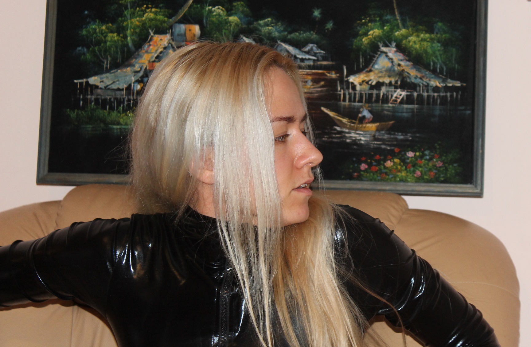 Mary blonde slut