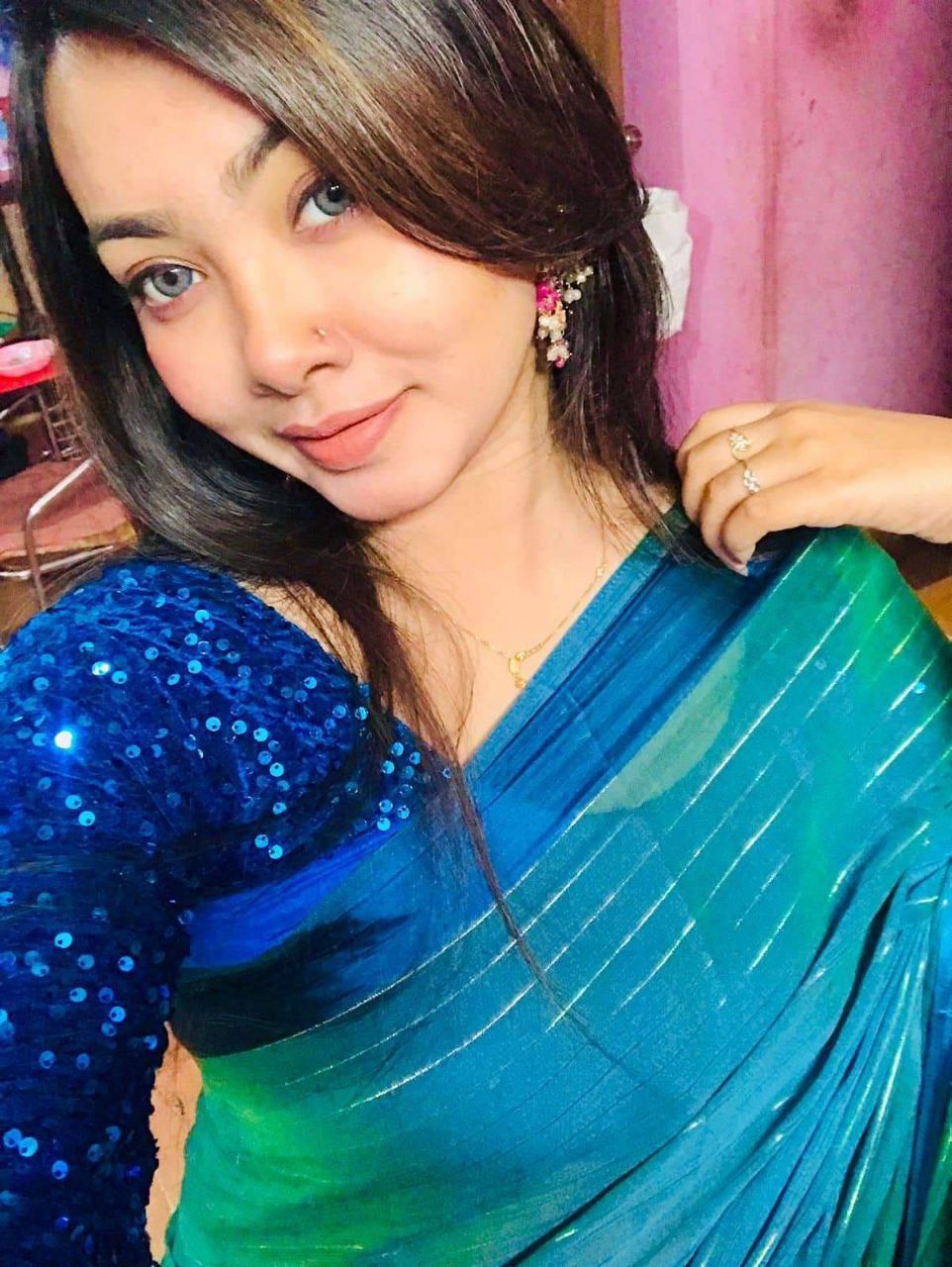 Indian cute desi girl leaked pic