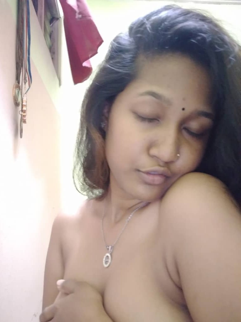 South Indian Babe Nude Pics