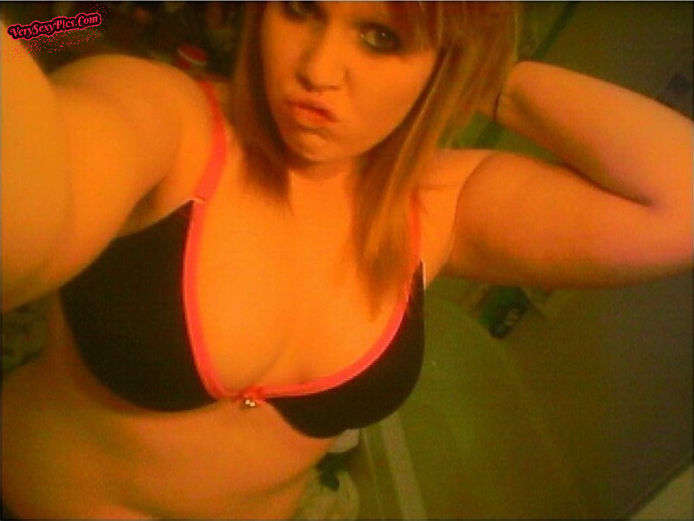 Chubby amateur teens bored at home