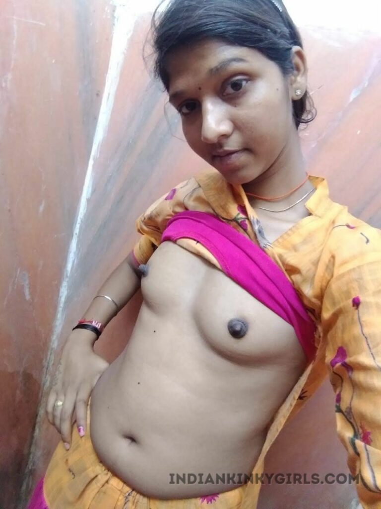 Indian beautiful Village Girl From Bihar Leaked Nude Pics