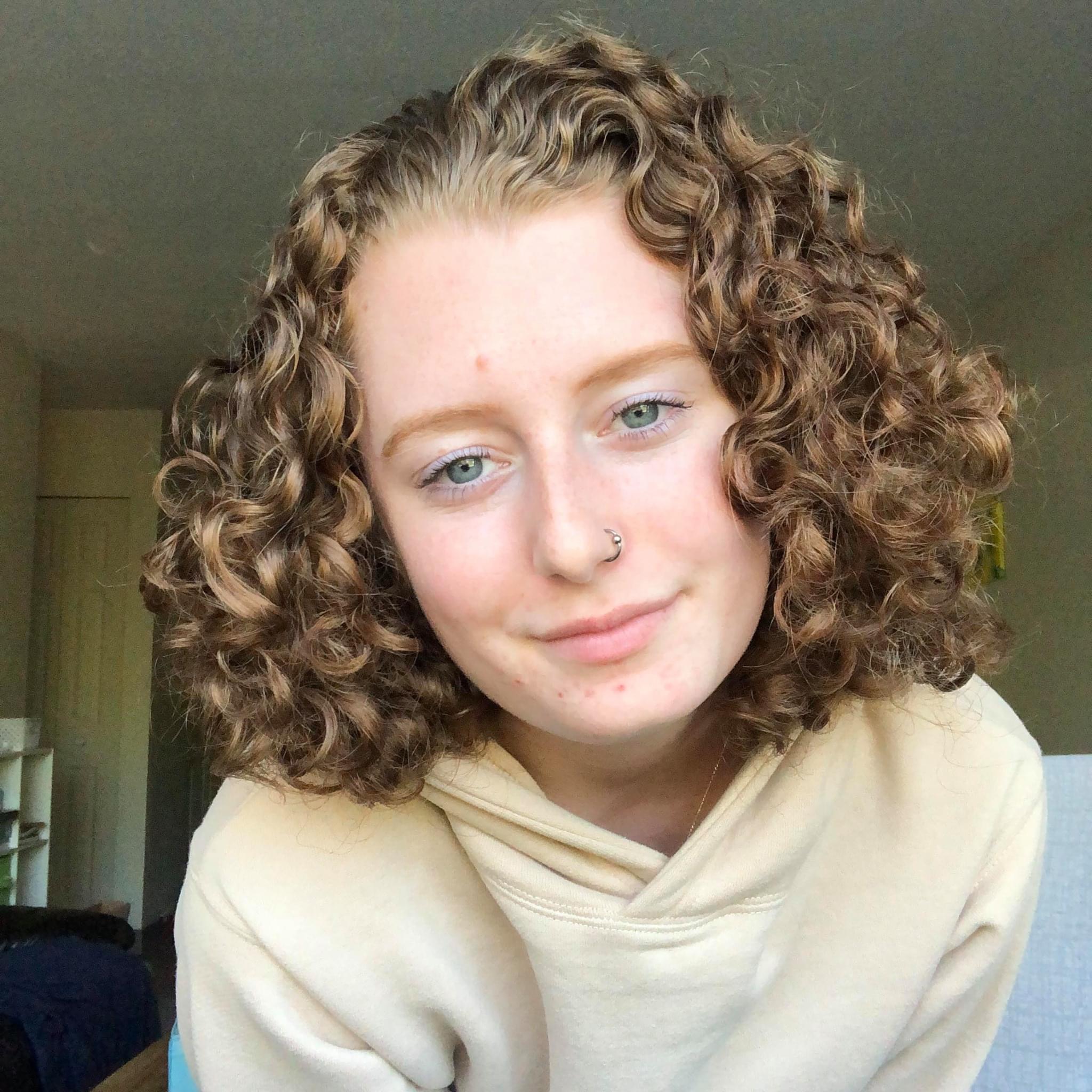 Emily the redhead 22yo web slut exposed  Cucks gf shared