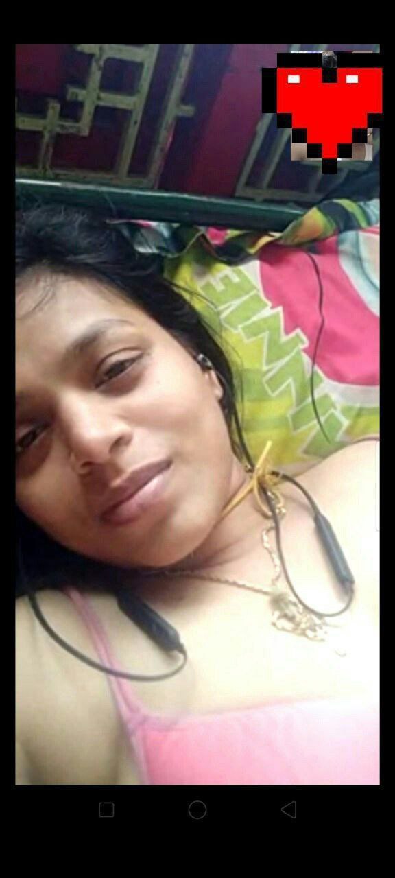 Tamil Married Wife Nude Video Call Pics Leaked
