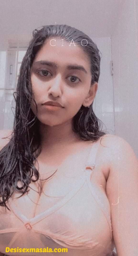 NRI teen college girls nude pics collection