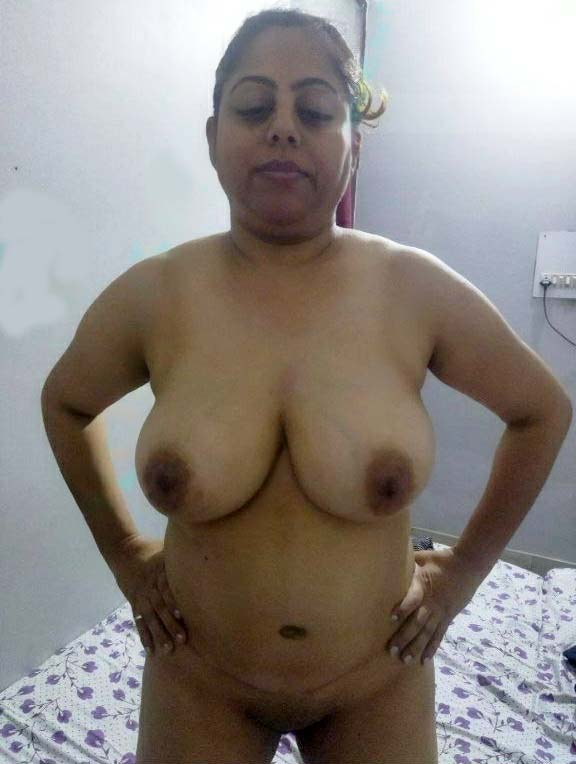 Tamil Naughty Chubby Wife Sexy Nude Pics