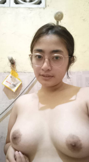 Back to Hot Girl